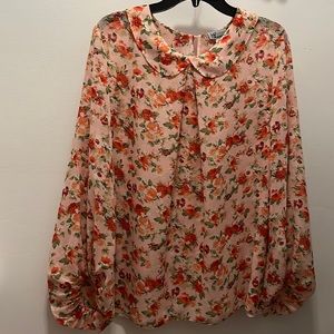 Women’s blouse size 16